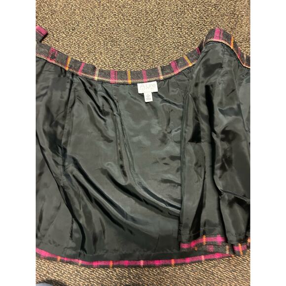 Checkered A-Line Anne Klein Pink and Gray Skirt with a Built In Belt Size 6 - Picture 6 of 7